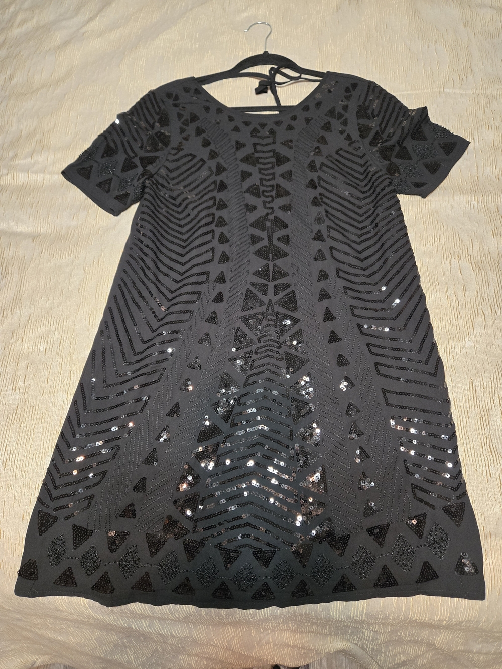 verty Black Sequin Geometric Mini Dress